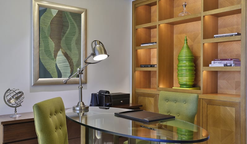 middle-east-holidays-abu-dhabi-st-regis-saadiyat-island-resort-hotel-two- bedroom-ocean-suite-deskarea